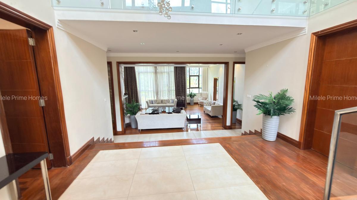 5 Bed Townhouse with En Suite at Karen - 4