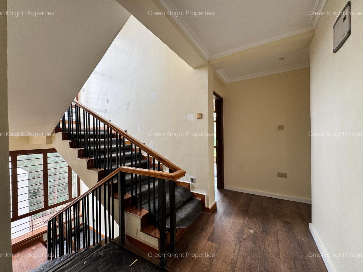 4 Bed House with En Suite in Karen - 4