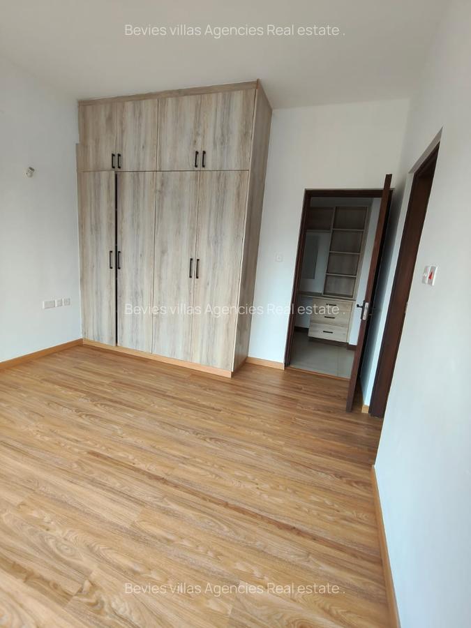 3 Bed Apartment with En Suite at Parklands - 2