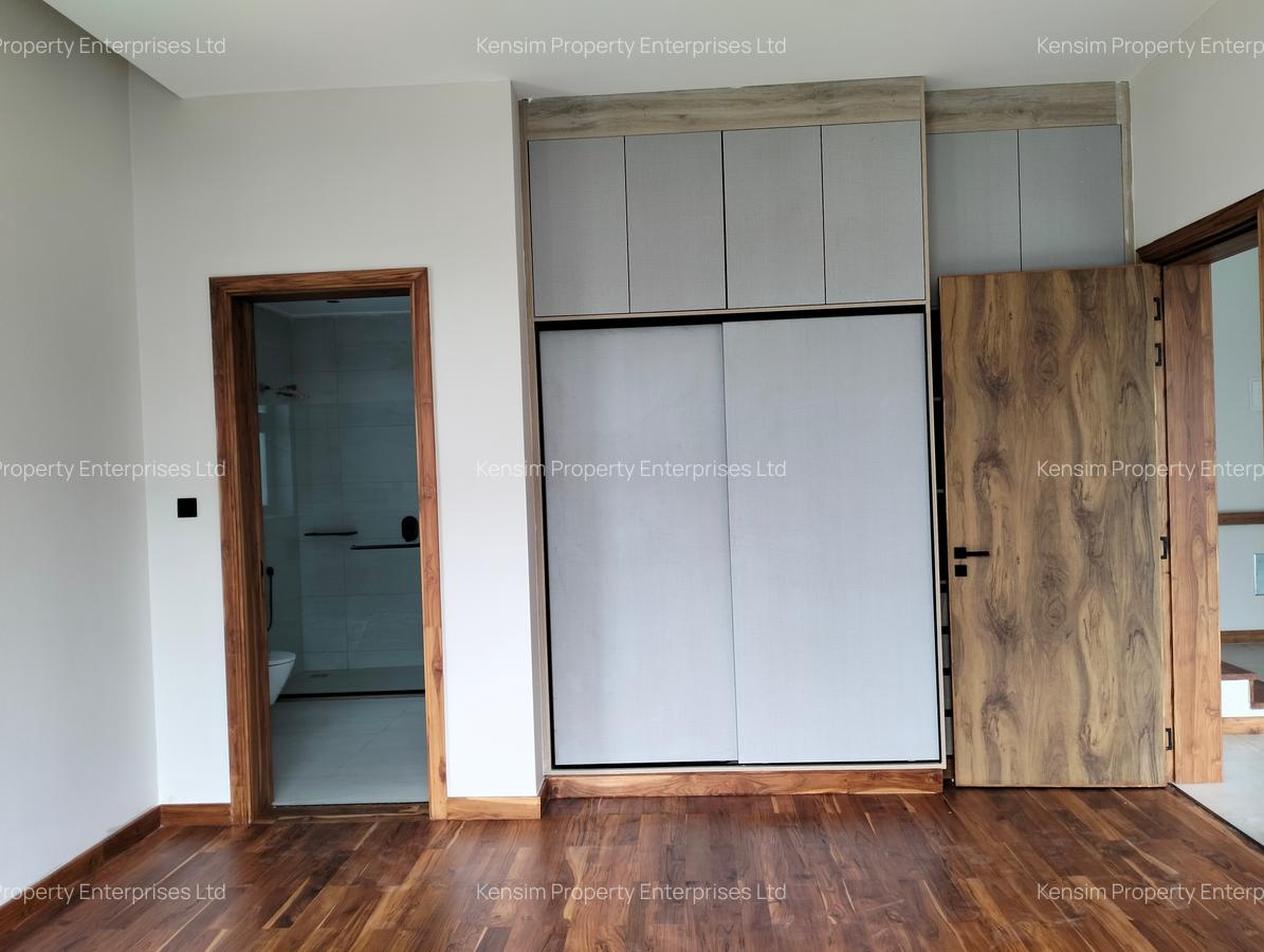4 Bed Townhouse with En Suite in Loresho - 16