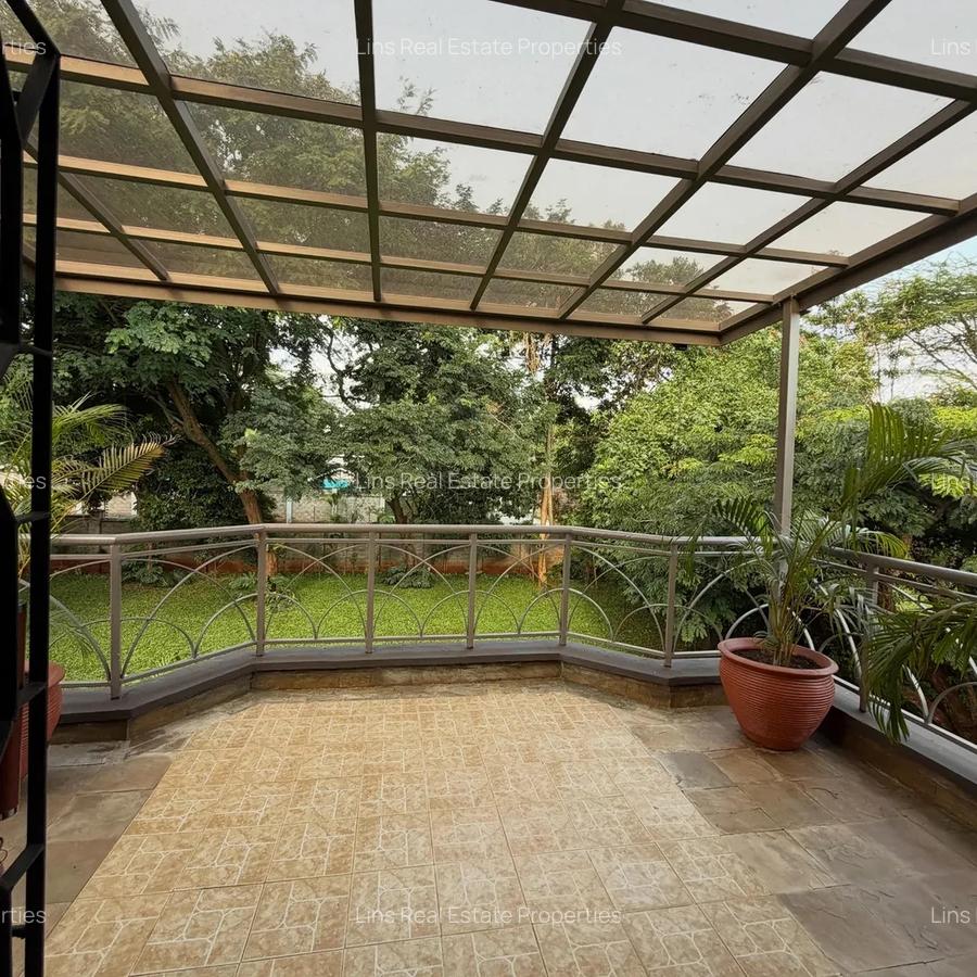 5 Bed Townhouse with En Suite in Runda - 17