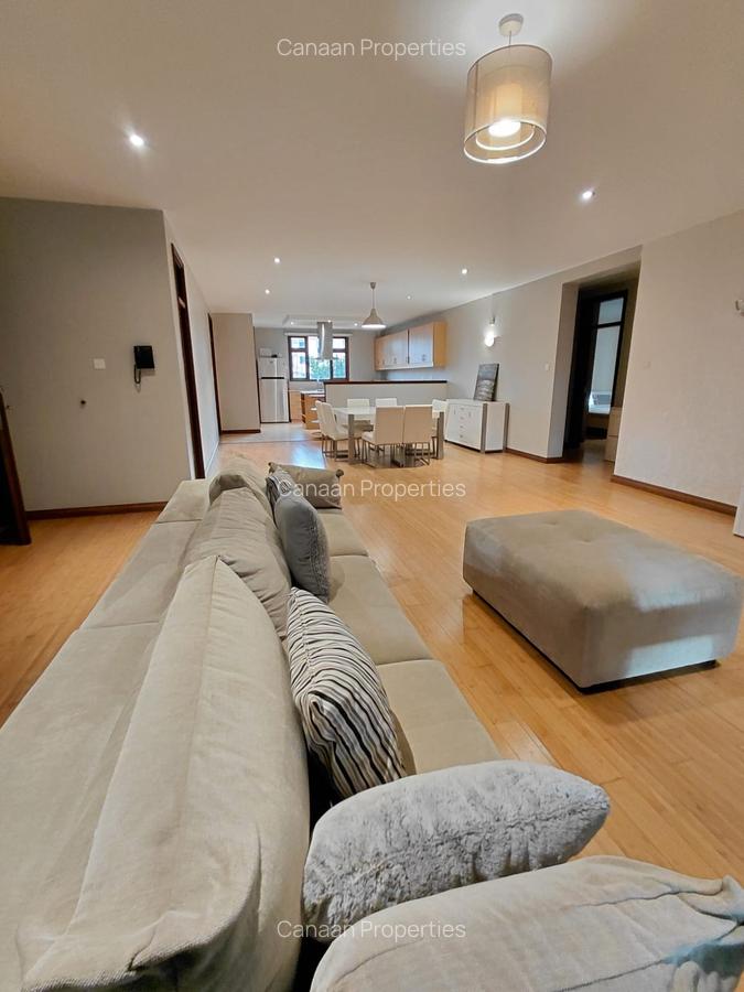 Serviced 3 Bed Apartment with En Suite in Riverside - 11
