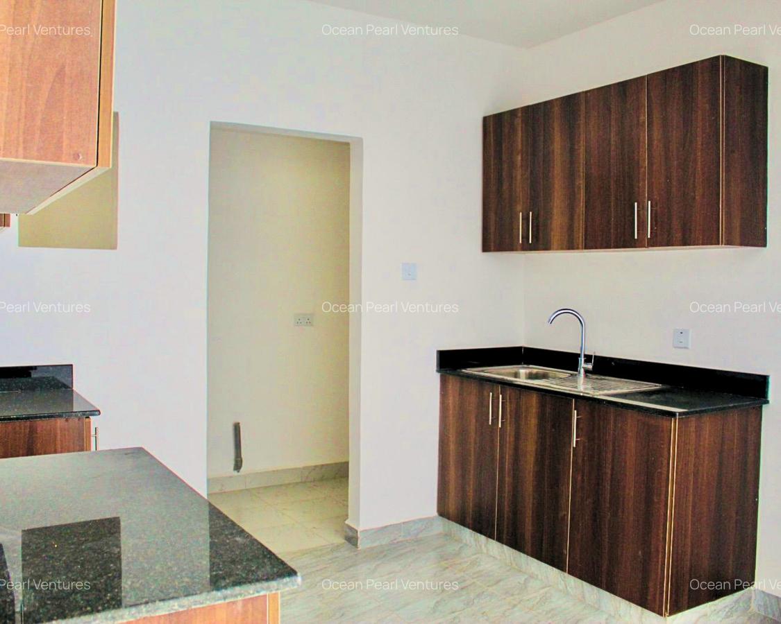 2 Bed Apartment with Swimming Pool in Mombasa Road - 4