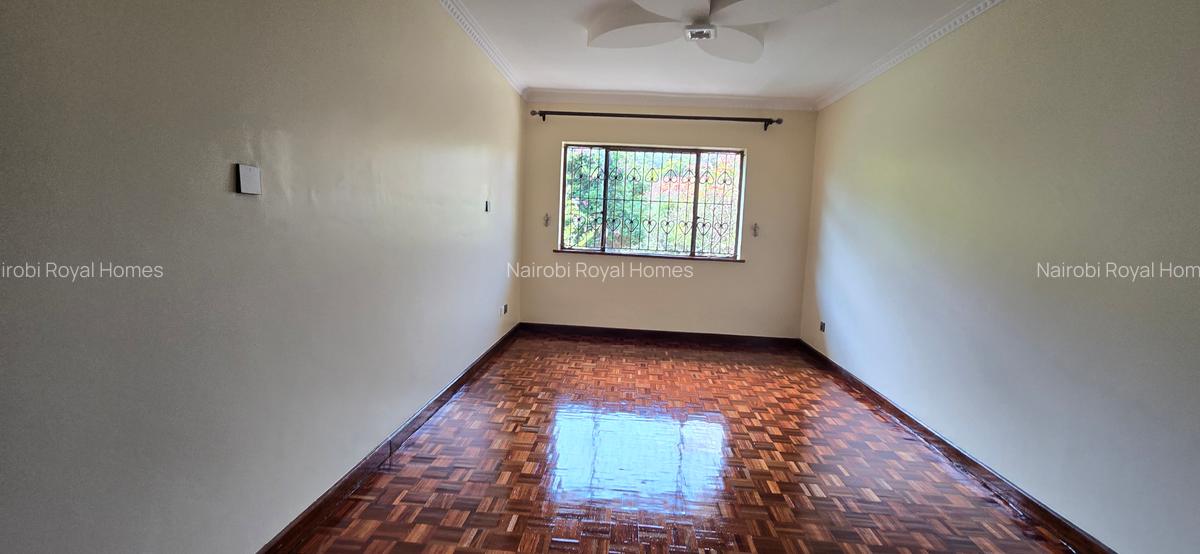 4 Bed Townhouse with En Suite at Riara Road 66 - 19