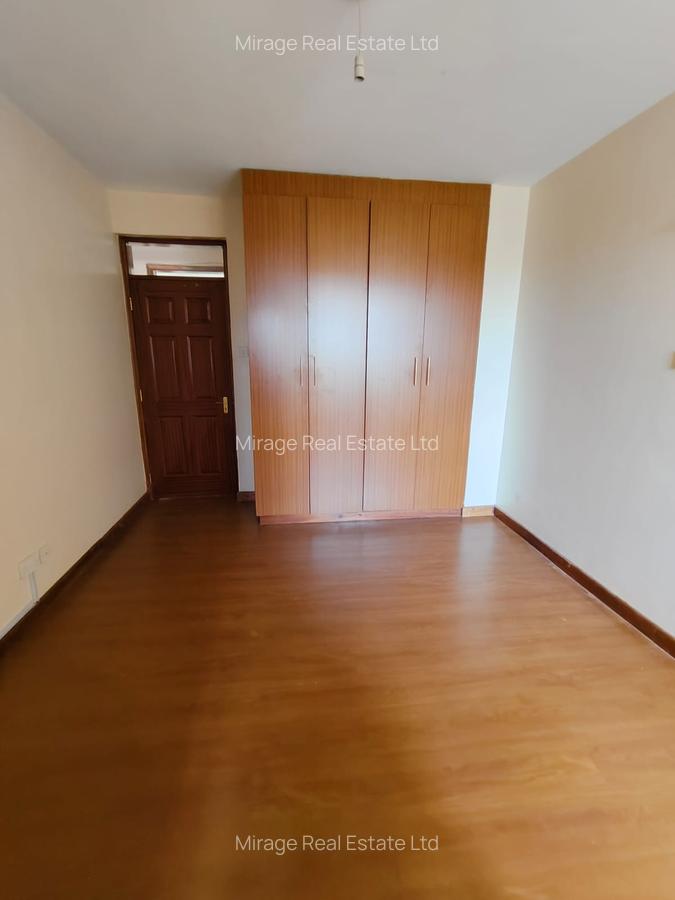 3 Bed Apartment with En Suite in Kilimani - 12