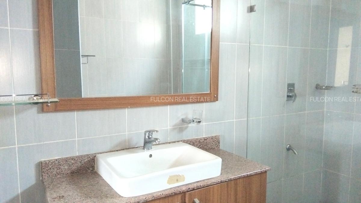 3 Bed Apartment with En Suite in Kilimani - 13