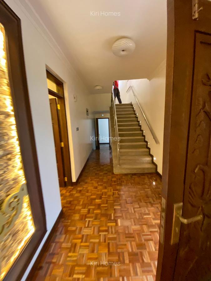 4 Bed Townhouse with En Suite in Runda - 5