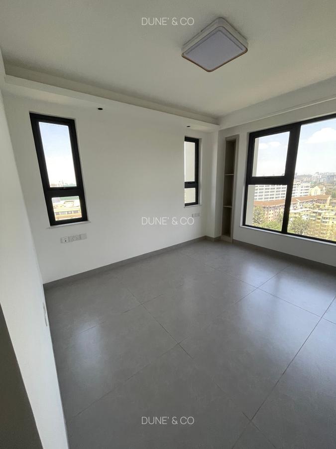 Serviced 3 Bed Apartment with En Suite in Westlands Area - 16