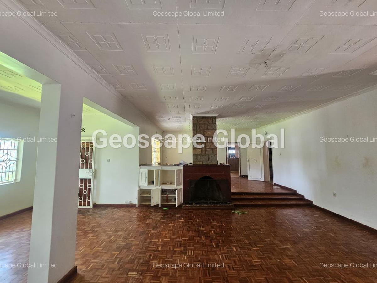 4 Bed House with En Suite in Kyuna - 3
