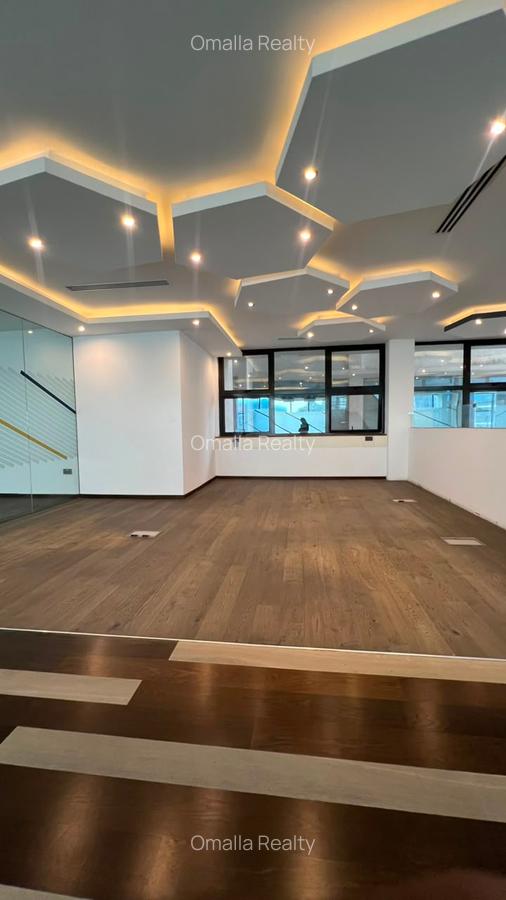 5,078 ft² Commercial Property with Service Charge Included in Westlands Area - 18