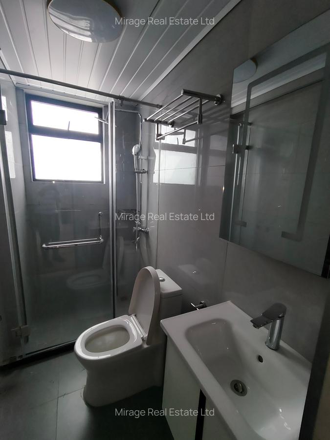 3 Bed Apartment with Swimming Pool in Kilimani - 15