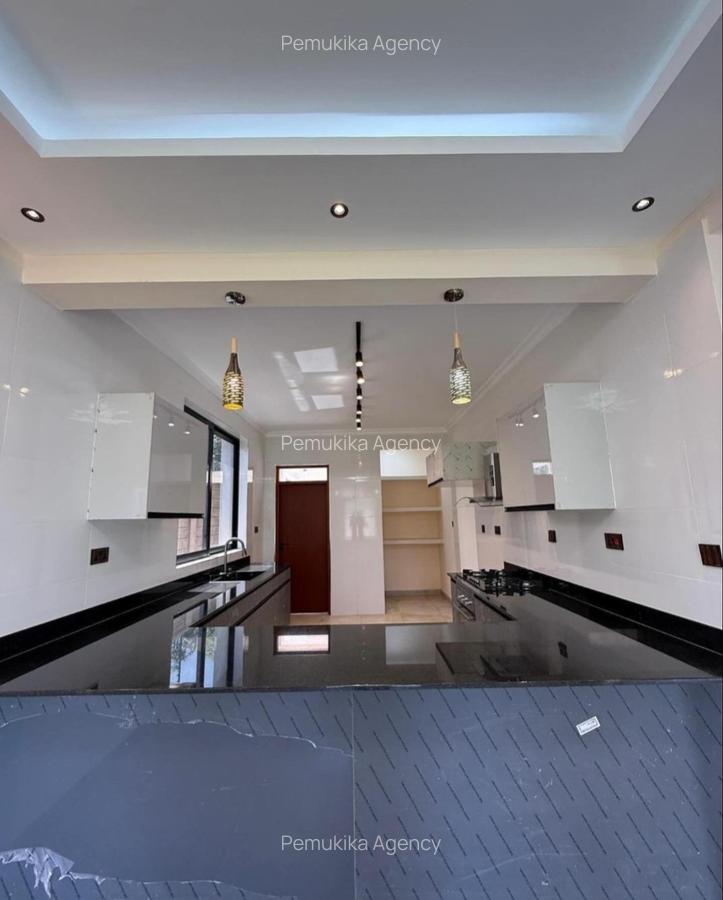 4 Bed Townhouse at Njathani - 16
