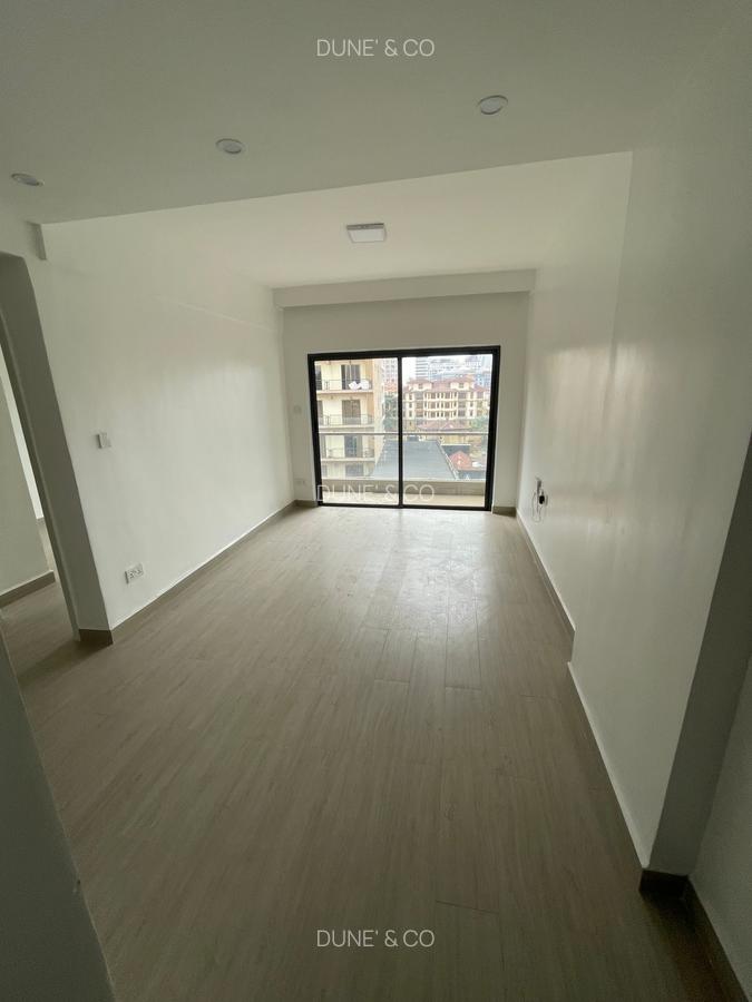 1 Bed Apartment with En Suite in Kilimani - 3
