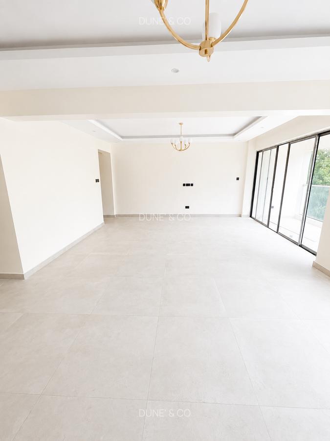 3 Bed Apartment with En Suite in Westlands Area - 2