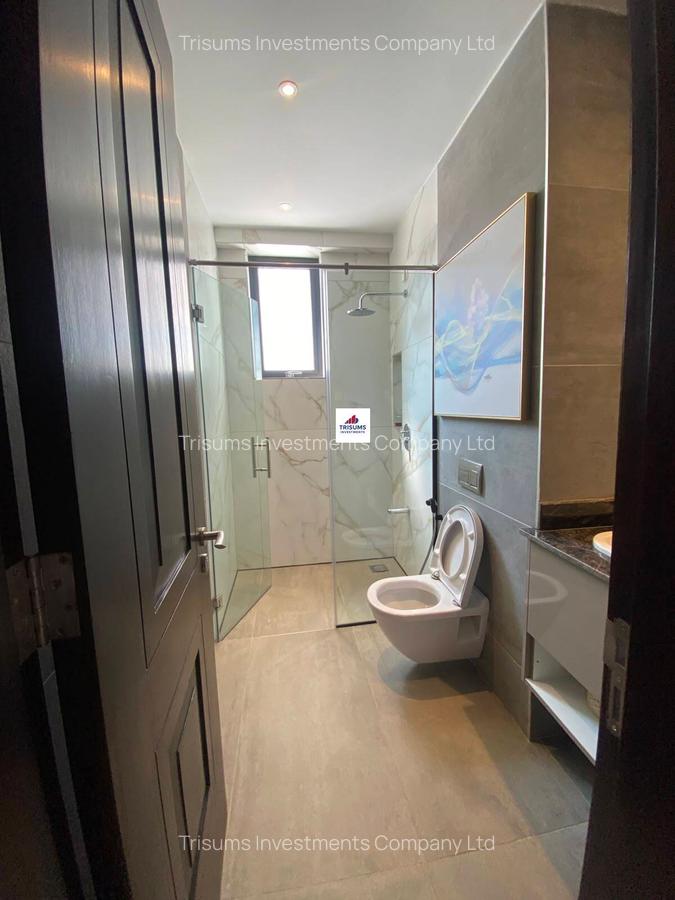 3 Bed Apartment with En Suite in Riverside - 9