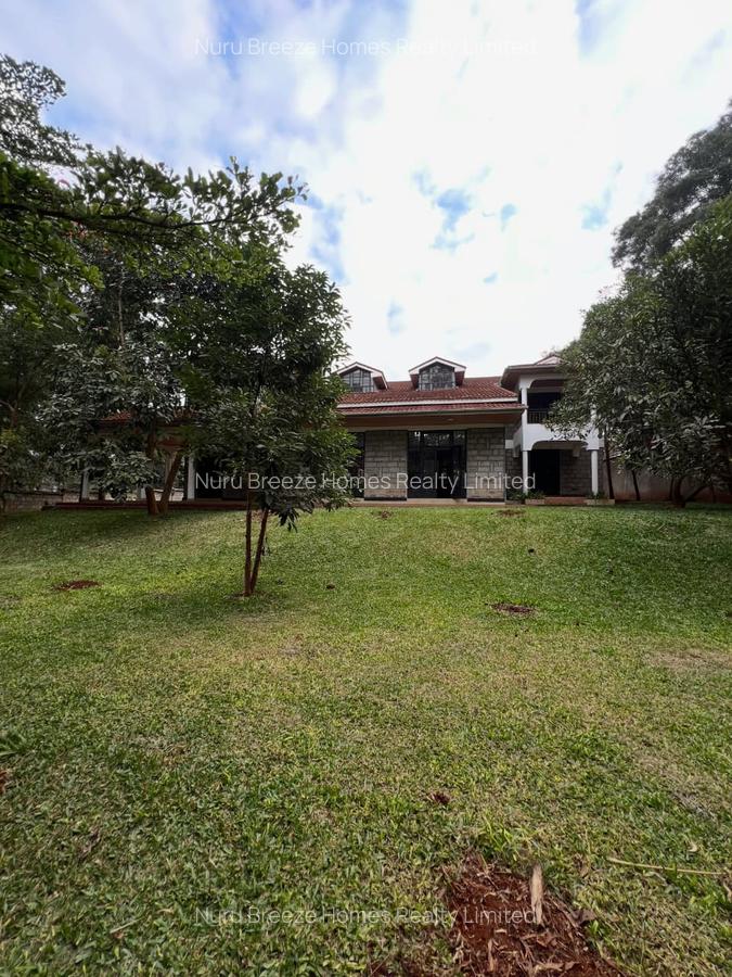 5 Bed House with En Suite in Runda - 20