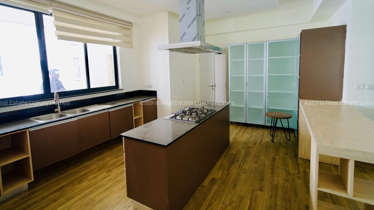 4 Bed Apartment with En Suite at 2026-382 - 15