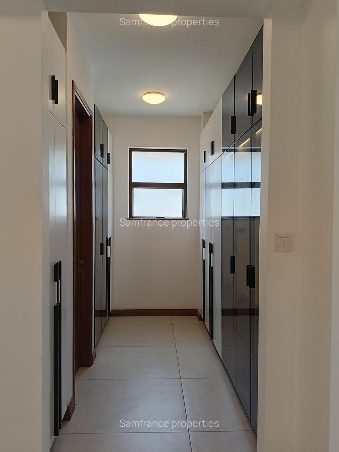 3 Bed Apartment with En Suite at Mount Kenya Road - 8