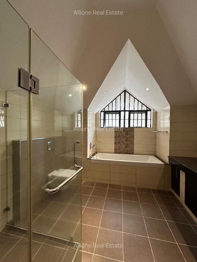 5 Bed Townhouse at Close To Junction Mall - 16