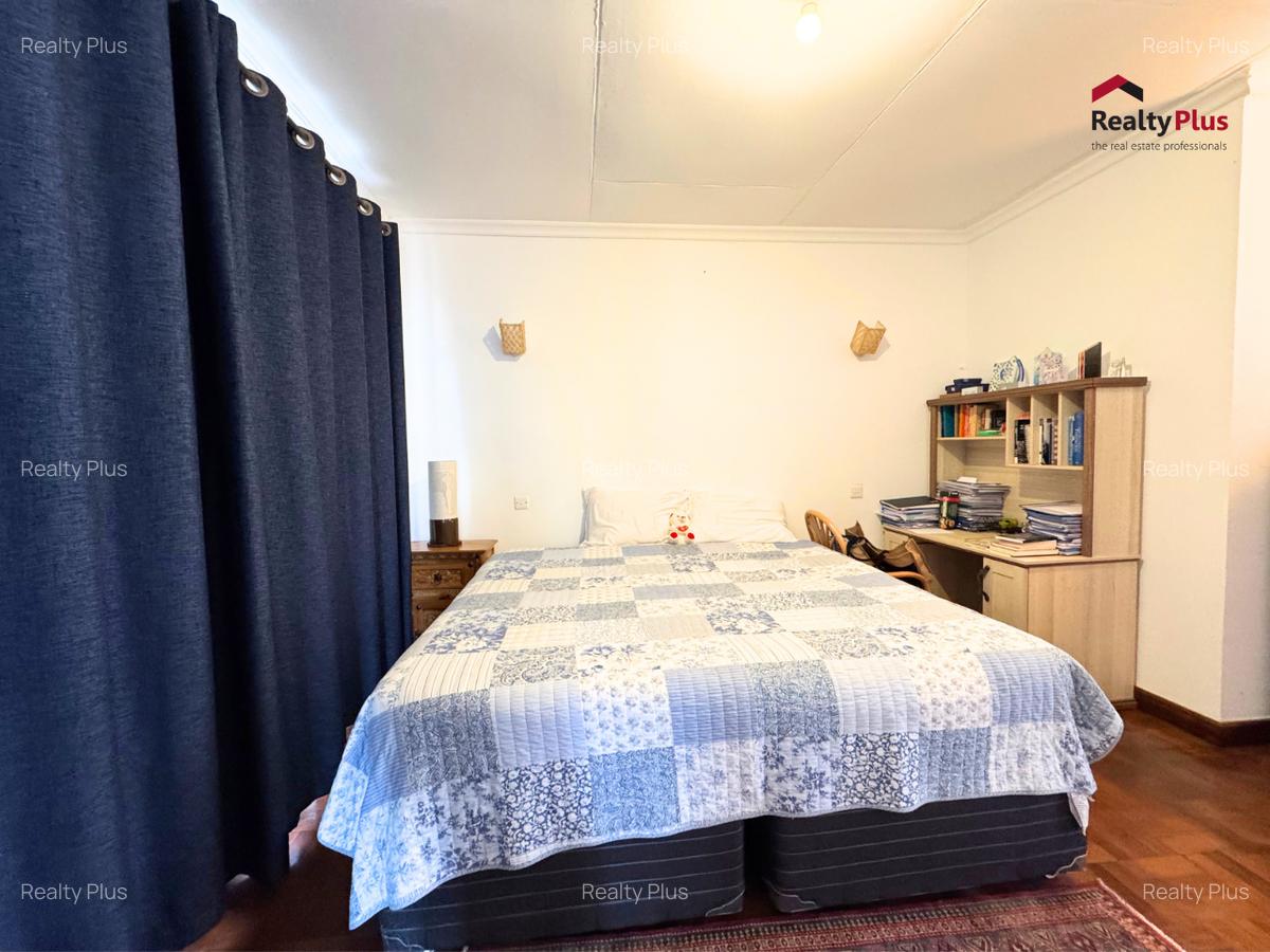 4 Bed Townhouse with En Suite in Runda - 19