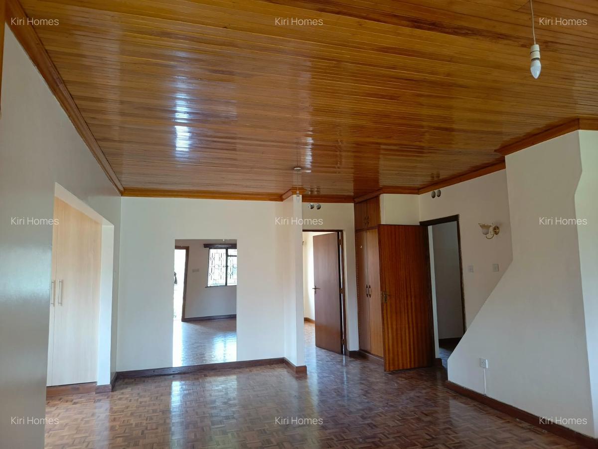 5 Bed Townhouse with En Suite in Nyari - 7