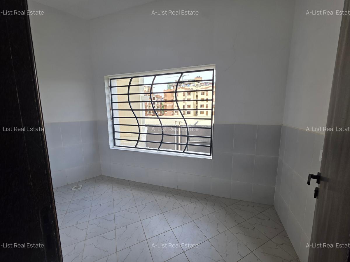 3 Bed Apartment with En Suite at Mandera Road - 5
