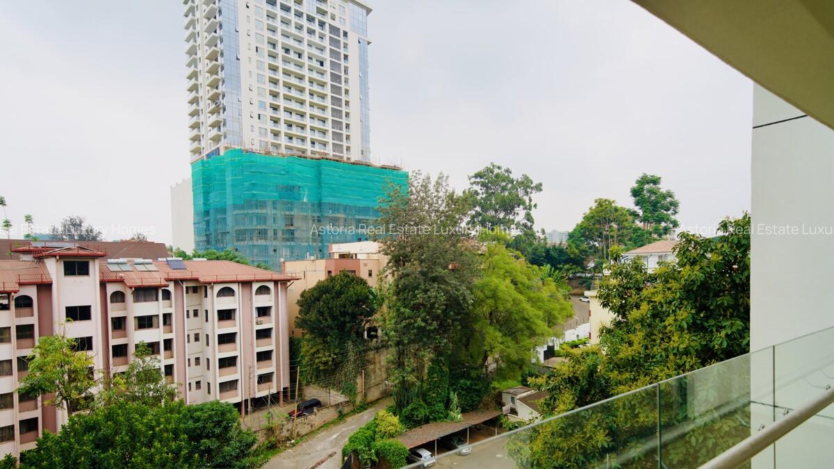 1 Bed Apartment with En Suite at 2026-250 1 Bed - 4