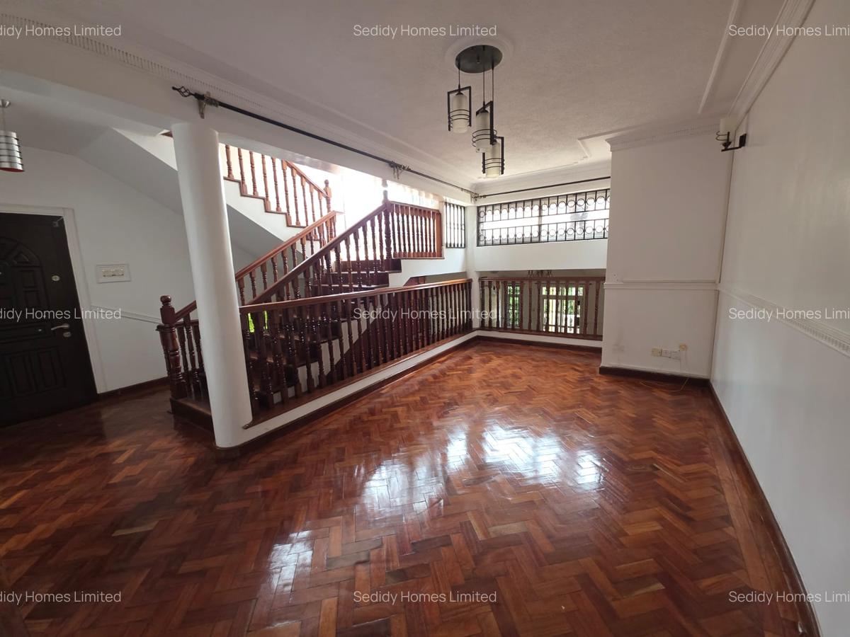 4 Bed House with En Suite in Thigiri - 12
