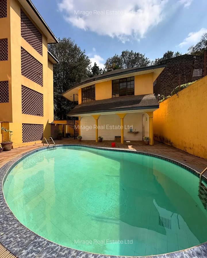 3 Bed Apartment with Swimming Pool in Rhapta Road - 14