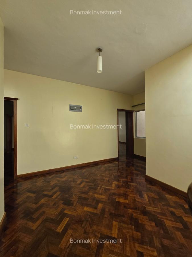 5 Bed Townhouse with En Suite at Lavington Green - 19