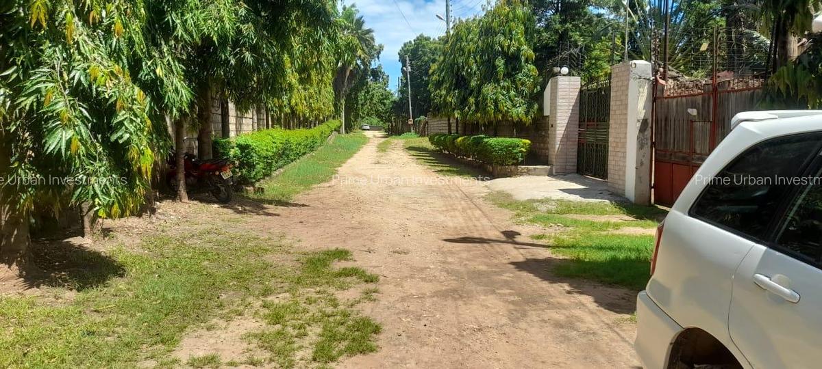 1,000 m² Residential Land at Serena Residence Lane 601 - 12