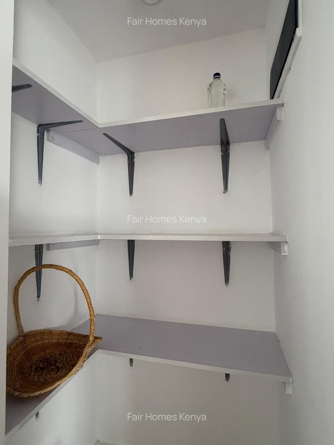 4 Bed Apartment with En Suite at Oledume Road - 14