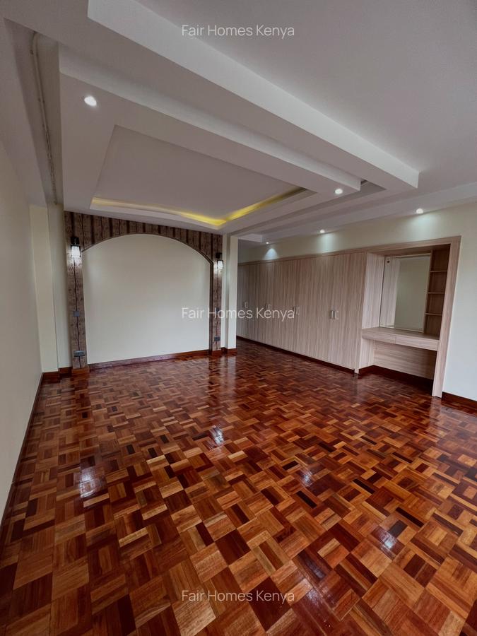 3 Bed Apartment with En Suite at Othaya Road - 13