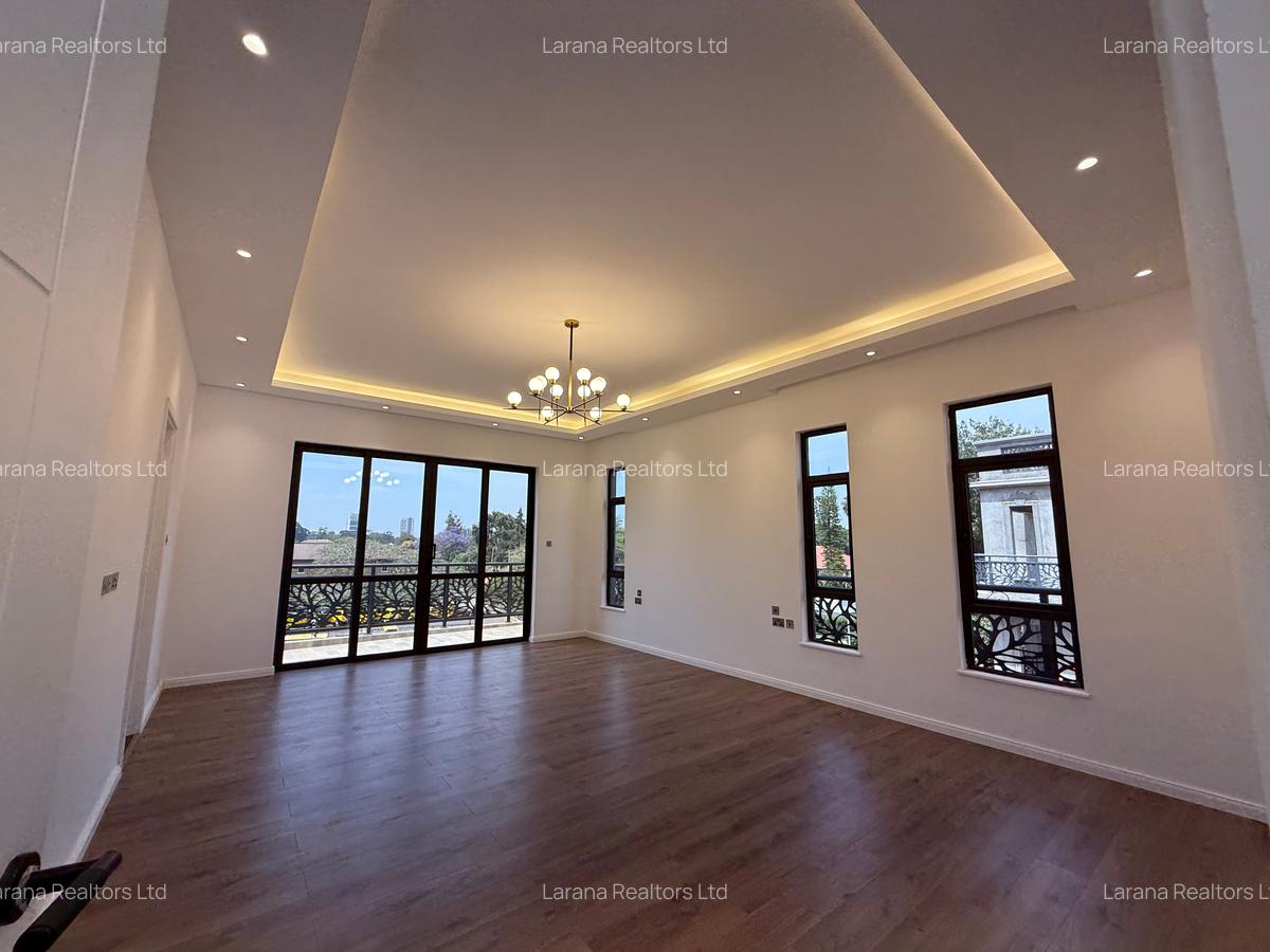 5 Bed Townhouse with En Suite at Mzima Springs - 3