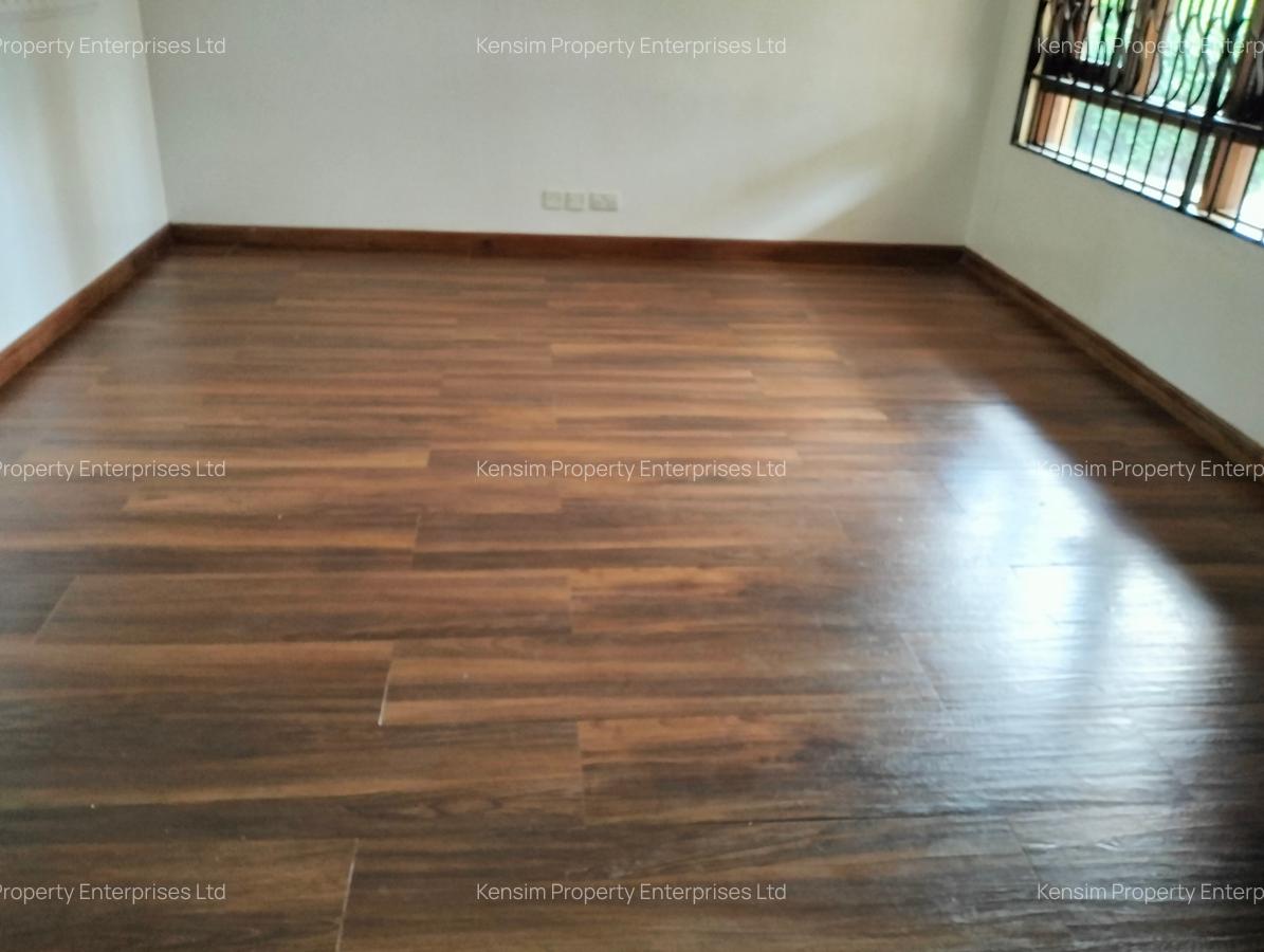 4 Bed Townhouse with En Suite in Runda - 9