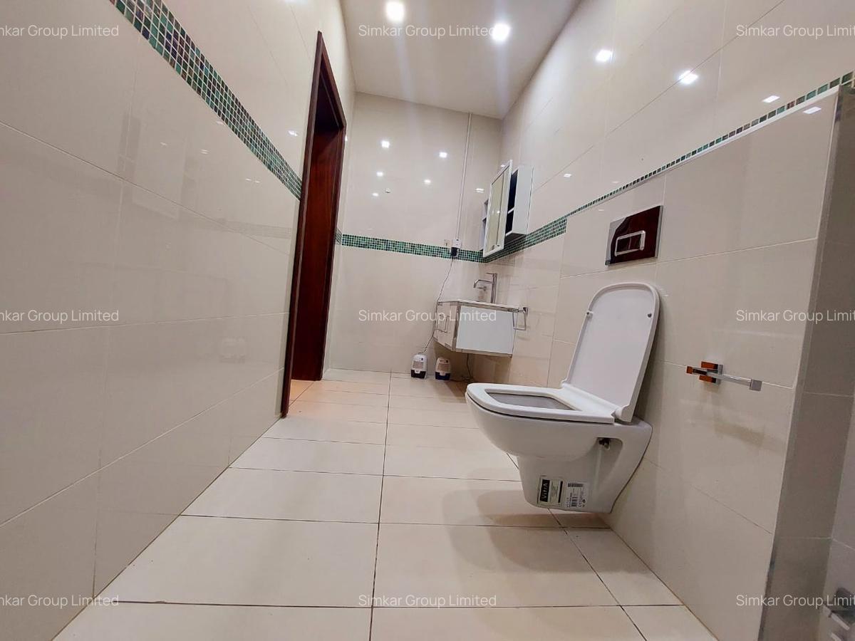 2 Bed Apartment with En Suite at Peponi Rd - 12