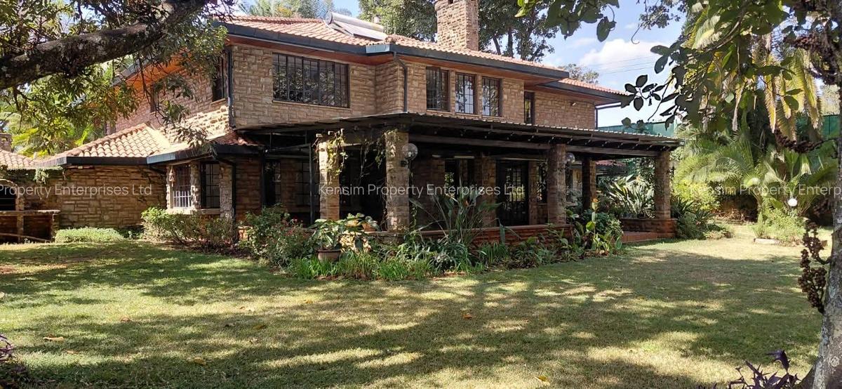 5 Bed Townhouse with En Suite in Runda - 1