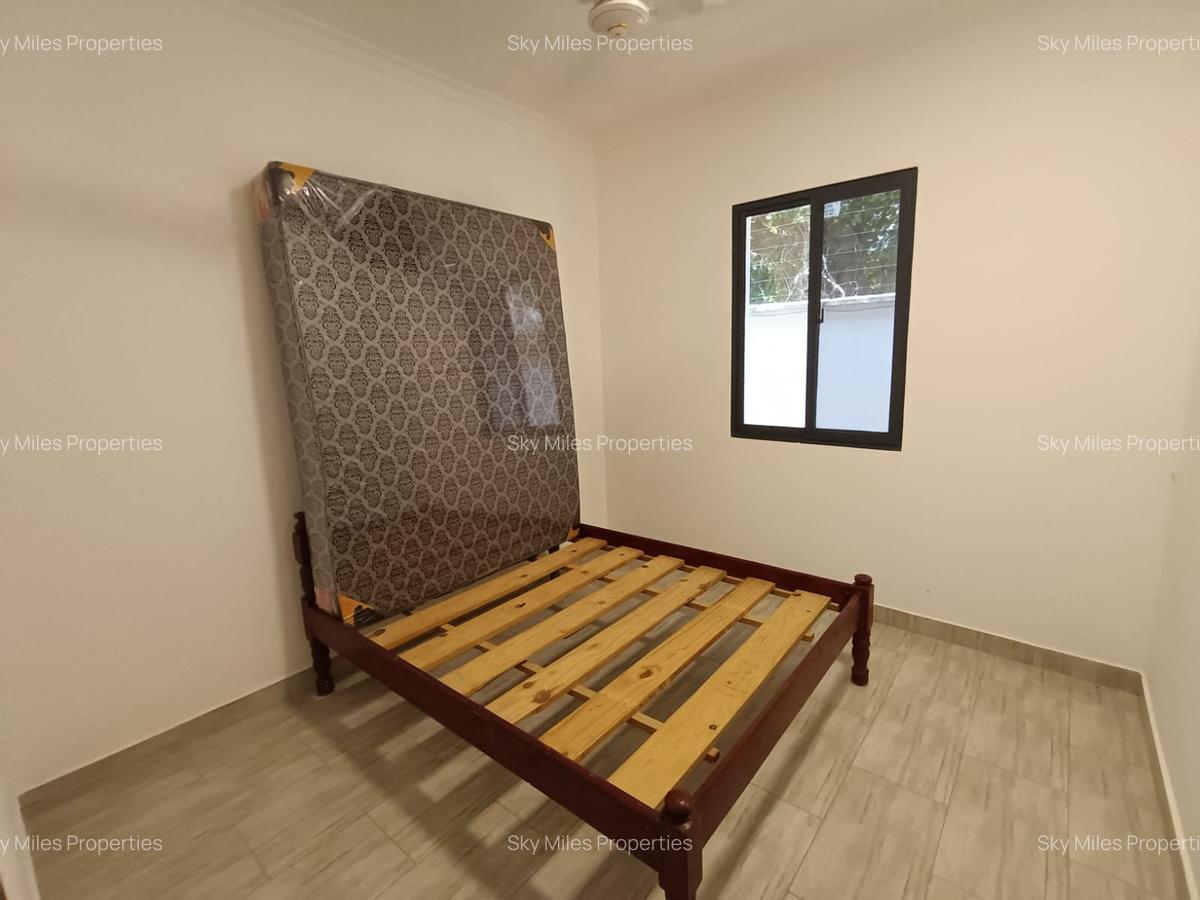 3 Bed House with Garden at Aloo Drive Residence - 12