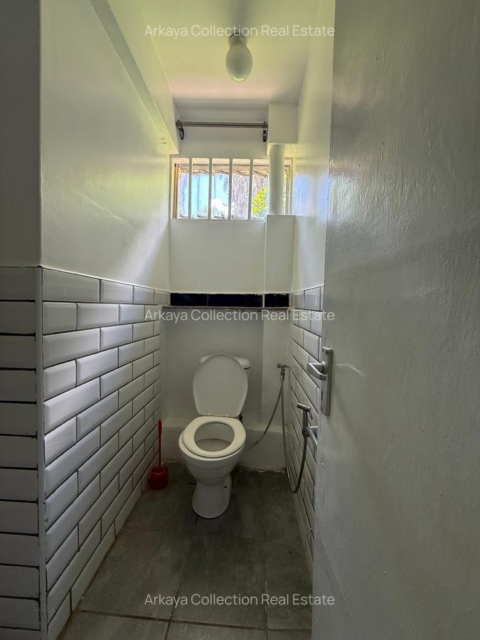 5 Bed House with En Suite in Nyari - 8