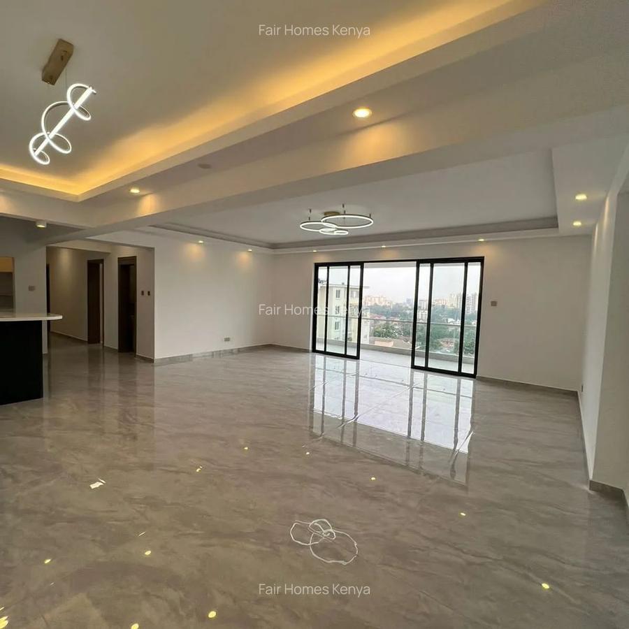 4 Bed Apartment with En Suite at Oledume Road - 3