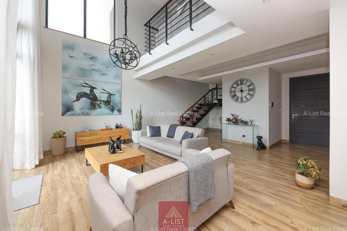 4 Bed Apartment with En Suite at Riverside Drive - 7