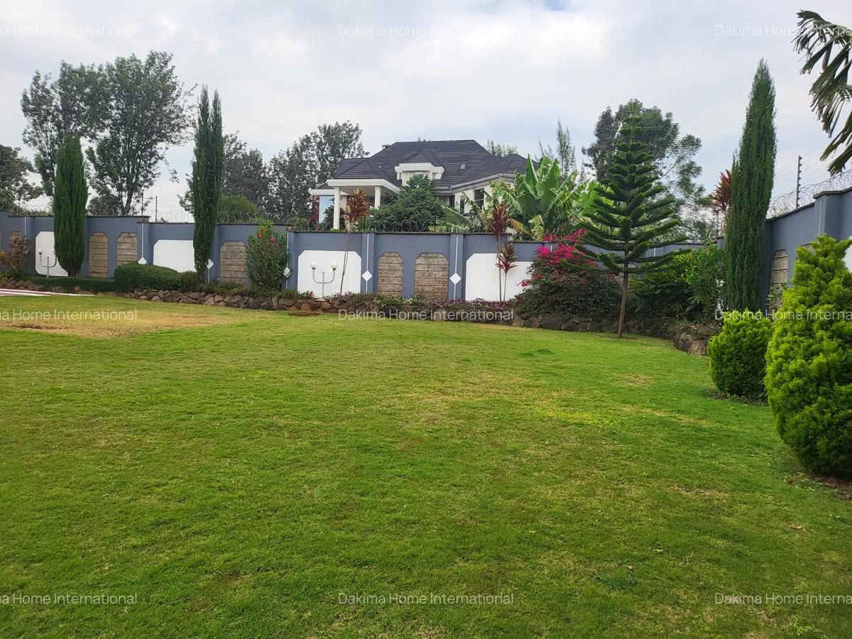 5 Bed House with En Suite in Runda - 17
