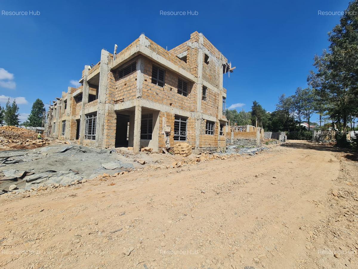 4 Bed Townhouse with En Suite at Olkeri - 12