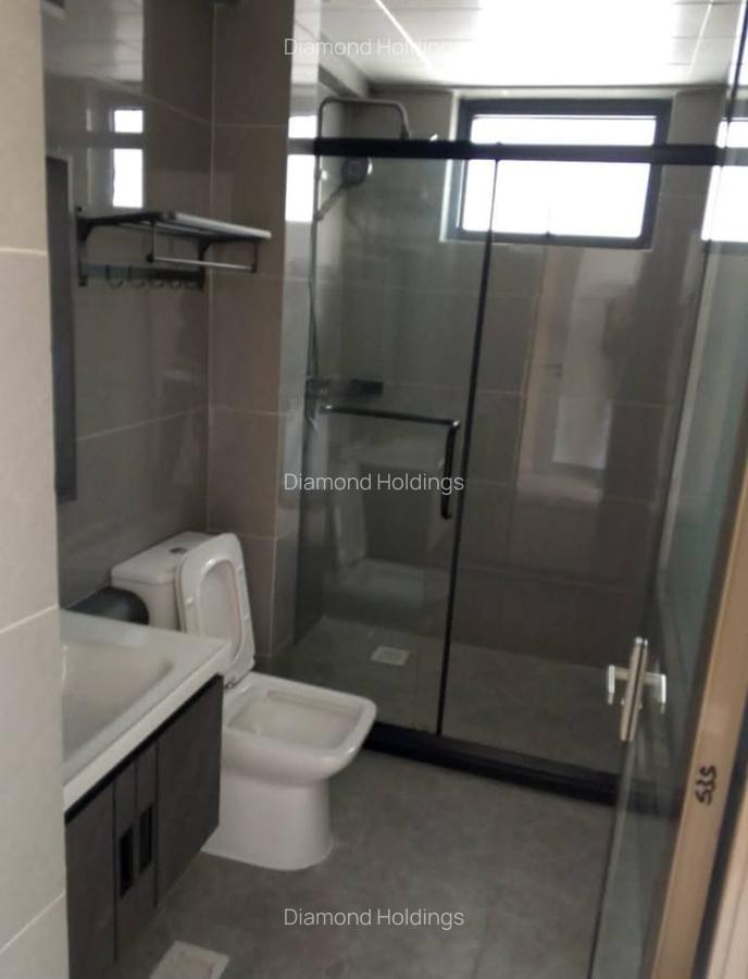 2 Bed Apartment with En Suite at Riverside - 4
