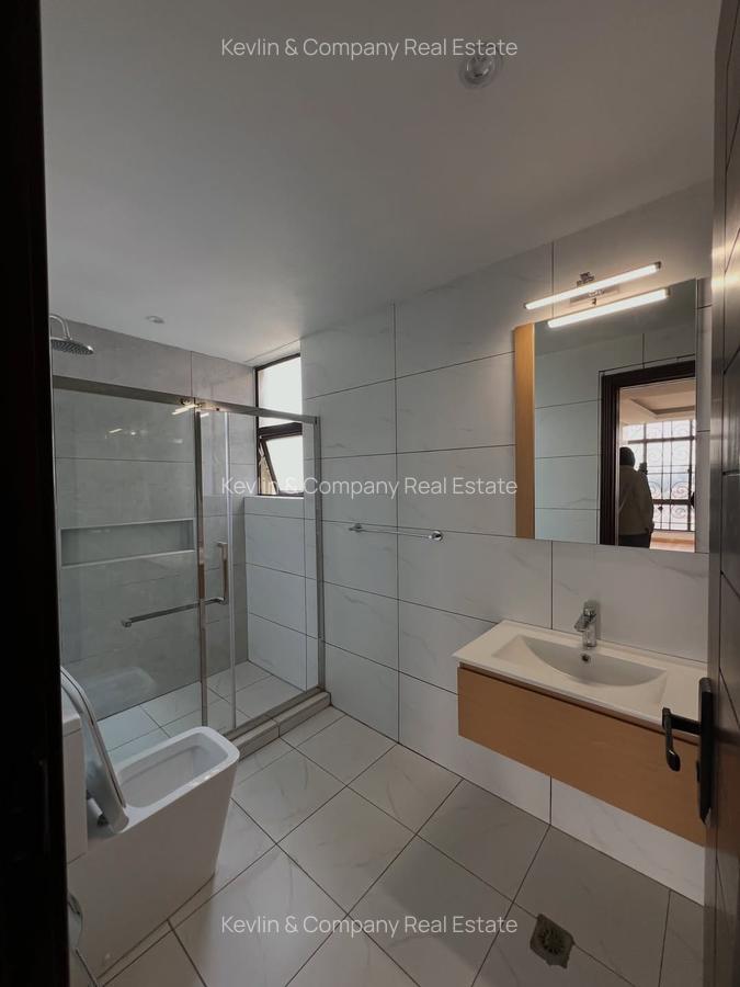 4 Bed Apartment with En Suite in Kileleshwa - 9