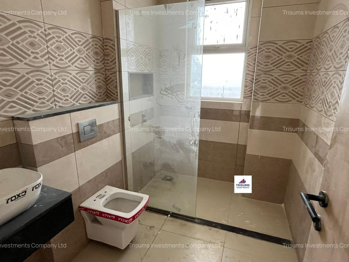 3 Bed Apartment with En Suite at Prp7+494 - 12