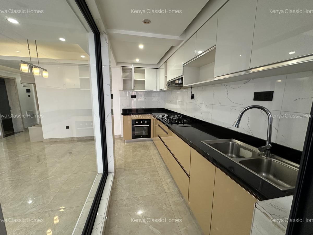 3 Bed Apartment with En Suite in Lavington - 3
