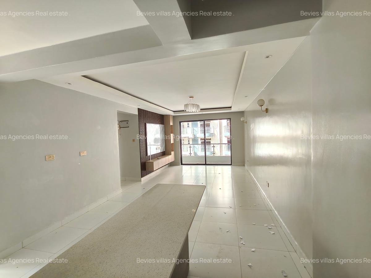 2 Bed Apartment with En Suite at Parklands - 10