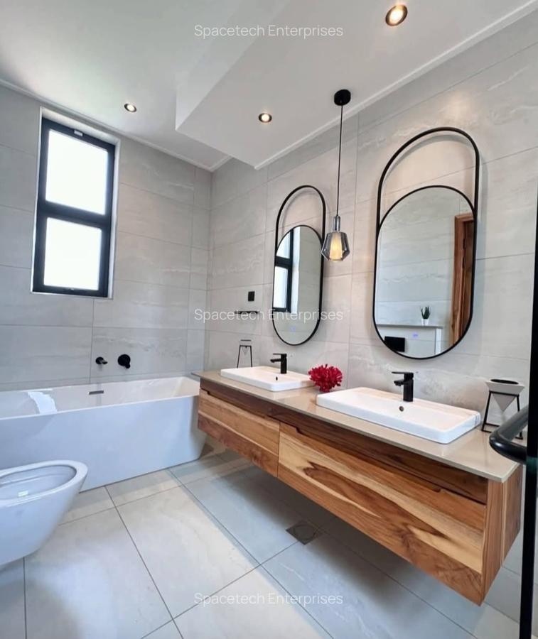 4 Bed Townhouse with En Suite in Loresho - 14