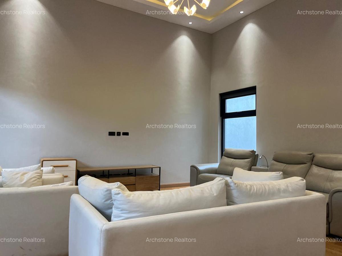 4 Bed Townhouse with En Suite in Lavington - 5